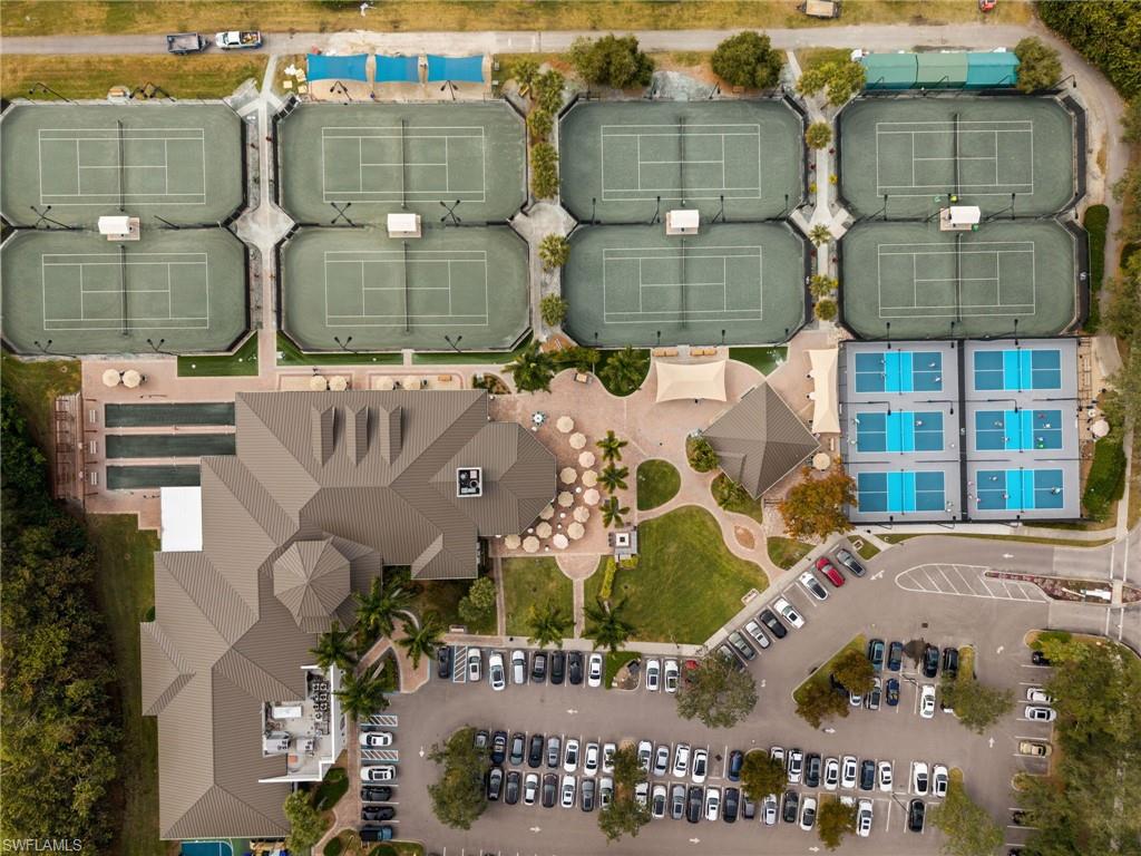 TROON LAKES - Residential