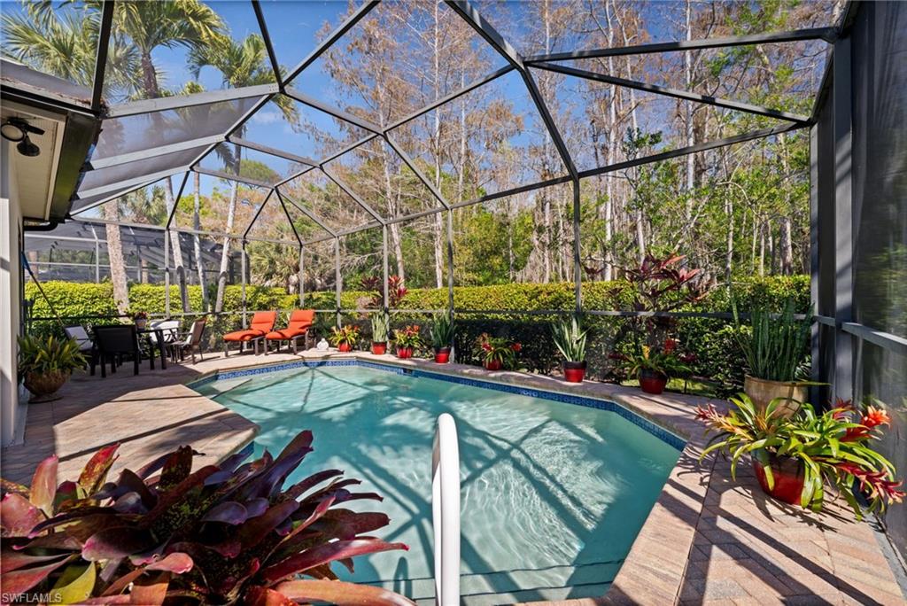 TROON LAKES - Residential