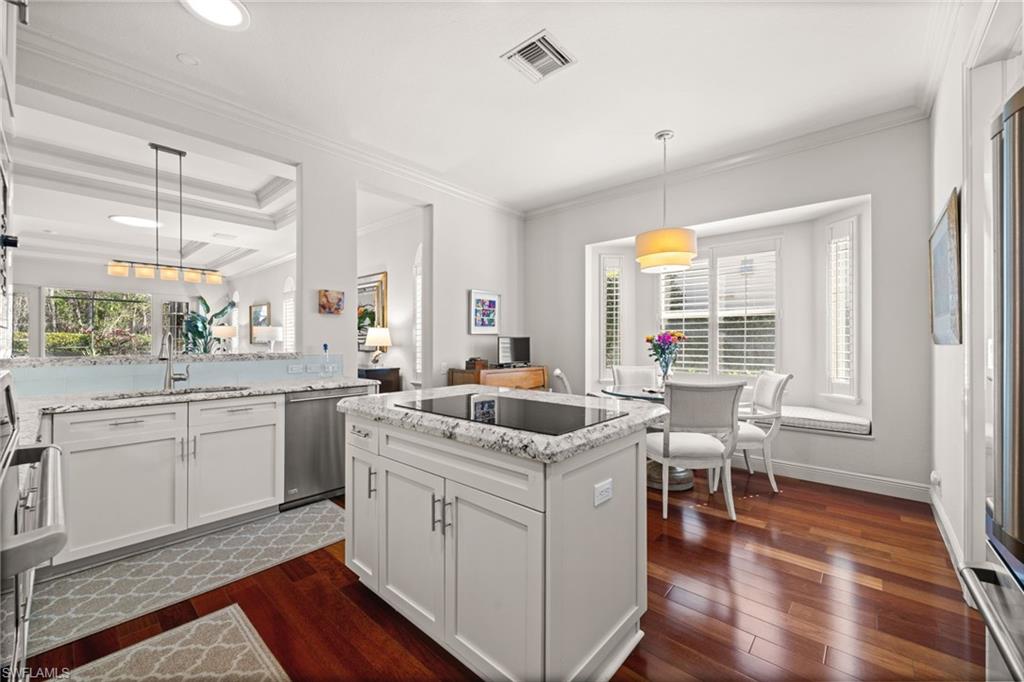 TROON LAKES - Residential