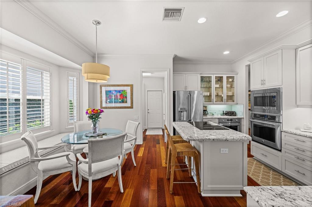 TROON LAKES - Residential