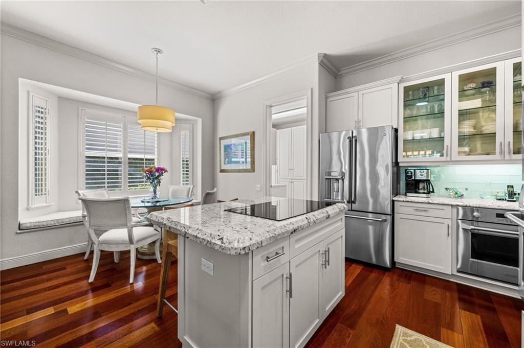 TROON LAKES - Residential