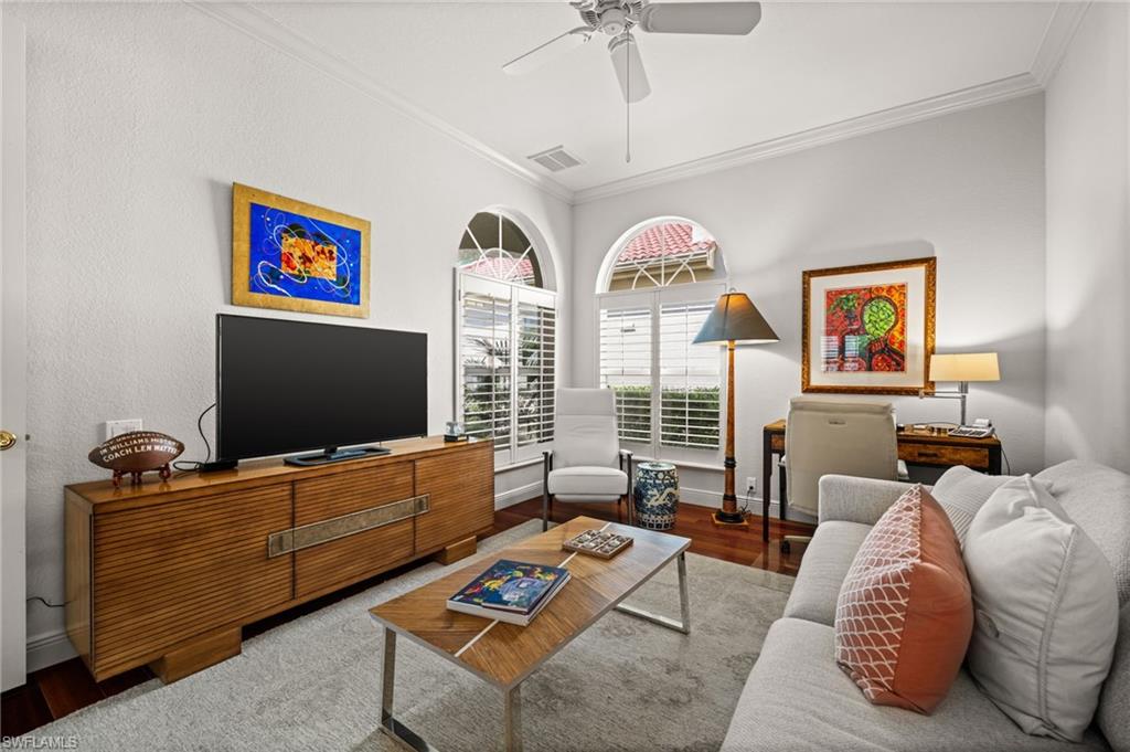 TROON LAKES - Residential