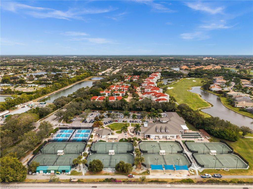 TROON LAKES - Residential