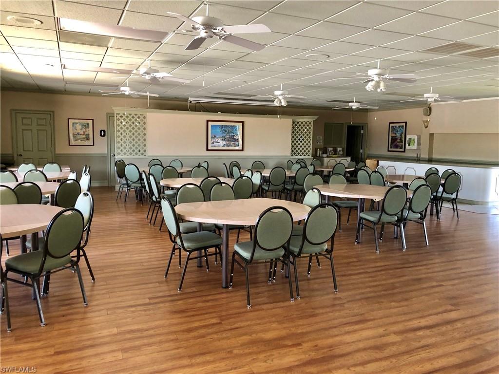 FAIRWAYS AT PAR TWO - Residential Lease