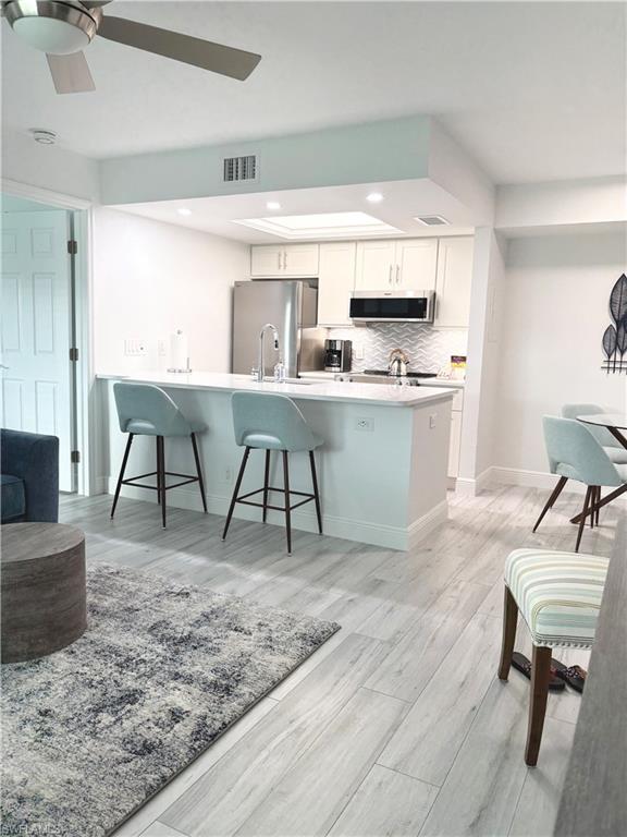 FAIRWAYS AT PAR TWO - Residential Lease