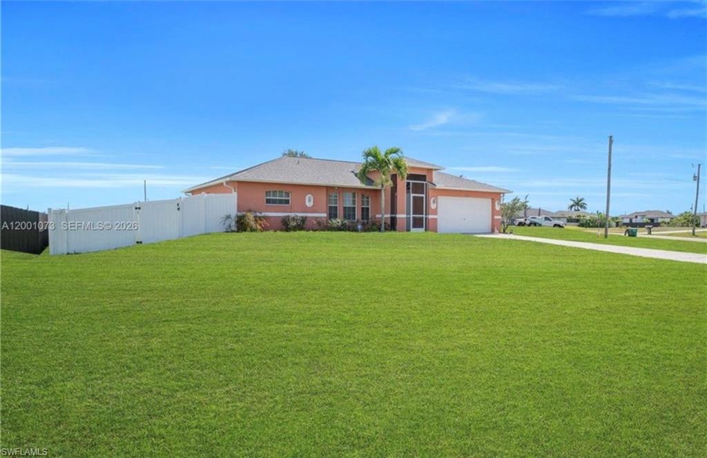 CAPE CORAL - Residential