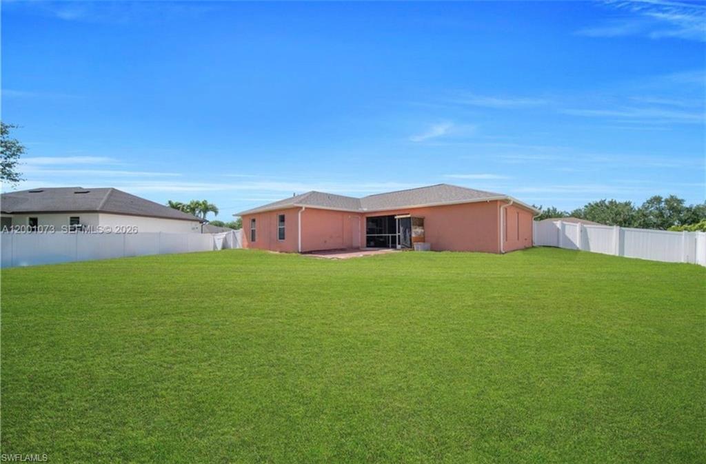 CAPE CORAL - Residential