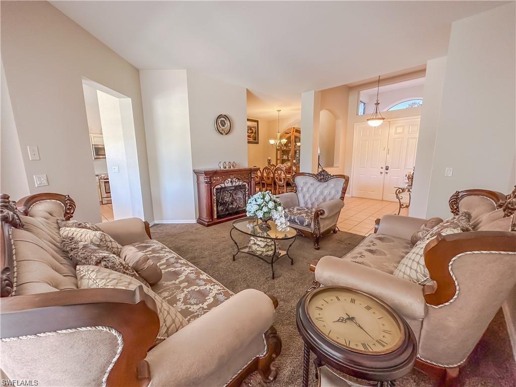 GOLDEN GATE ESTATES - Residential