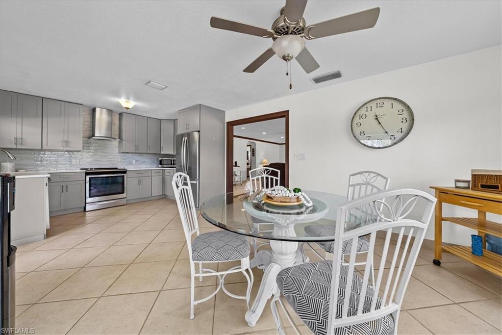 GOLDEN GATE ESTATES - Residential