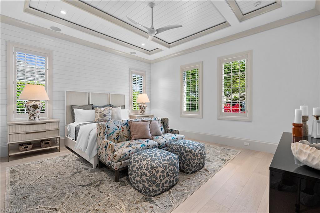 MOORINGS - Residential