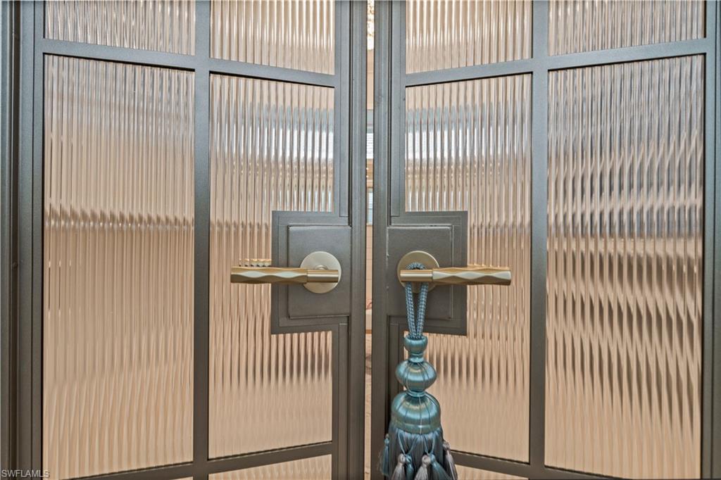 MOORINGS - Residential