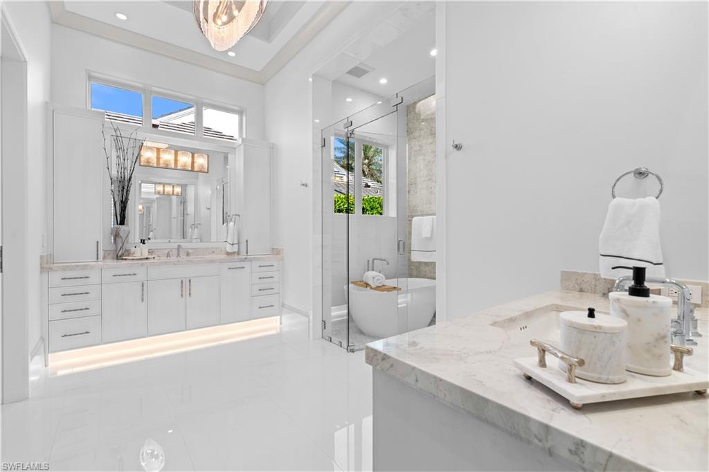 MOORINGS - Residential