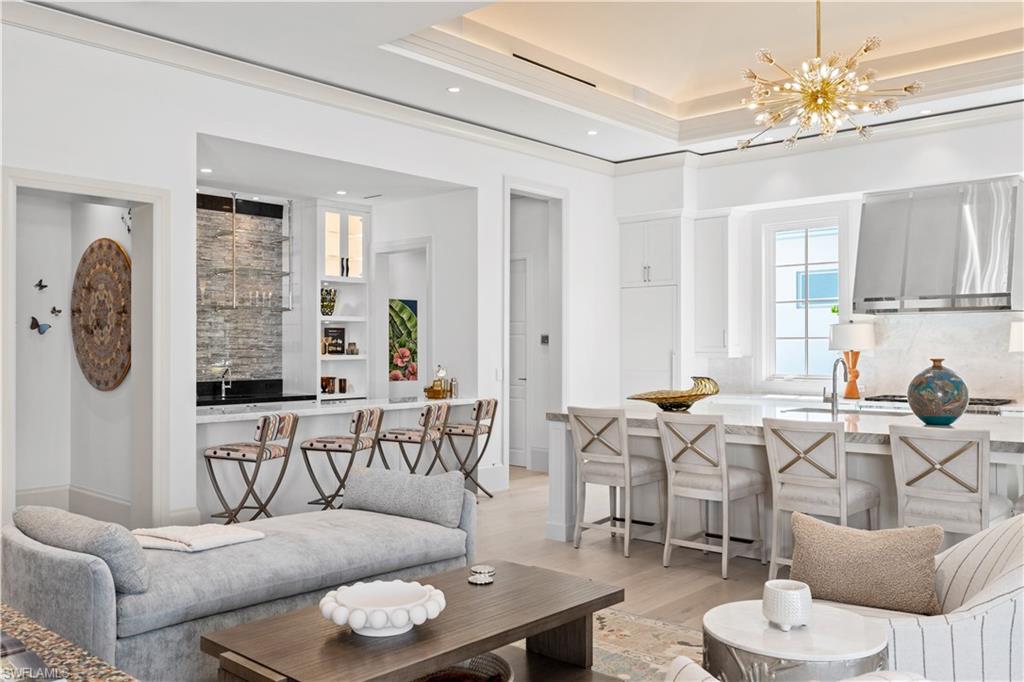 MOORINGS - Residential