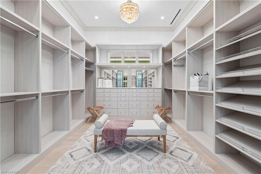 MOORINGS - Residential