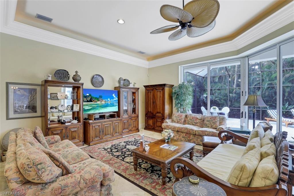 MOORINGS - Residential