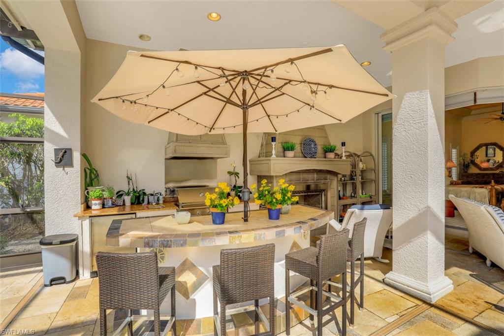 MOORINGS - Residential