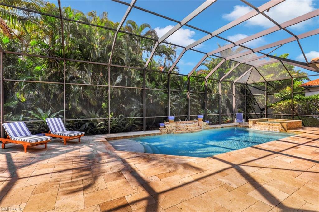 MOORINGS - Residential