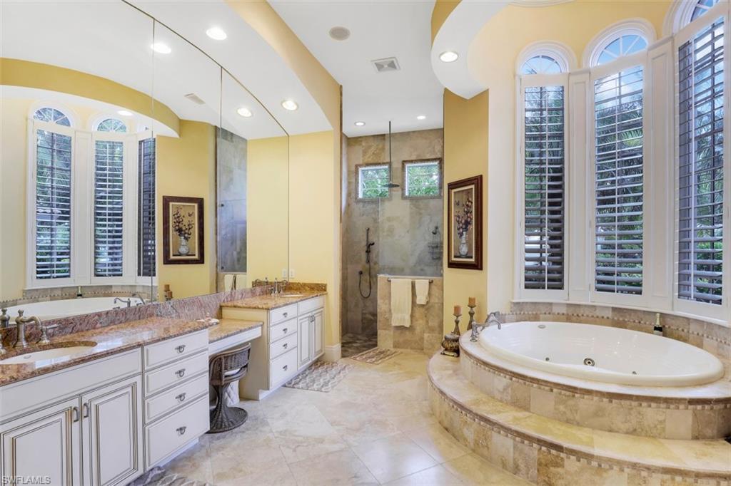 MOORINGS - Residential