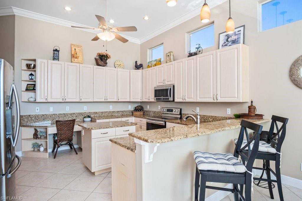 WATERWAYS OF NAPLES - Residential