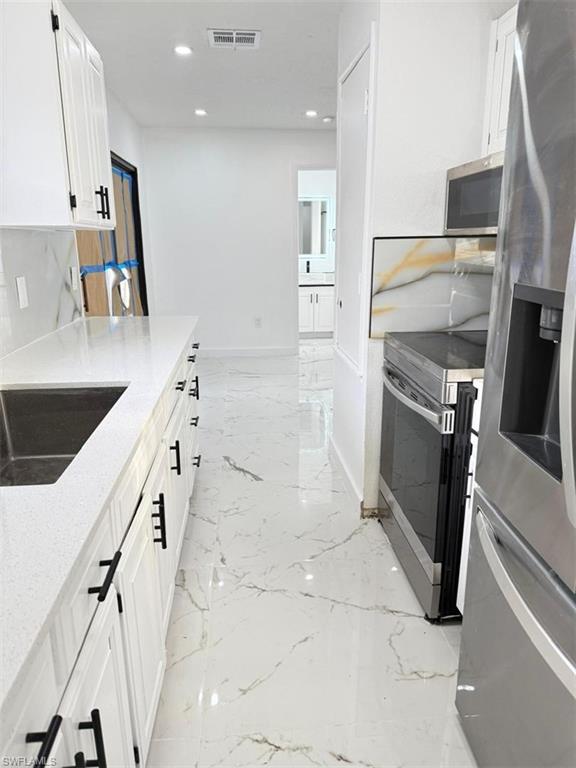 LABELLE - Residential Lease