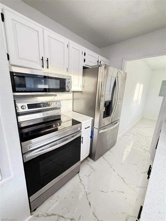 LABELLE - Residential Lease