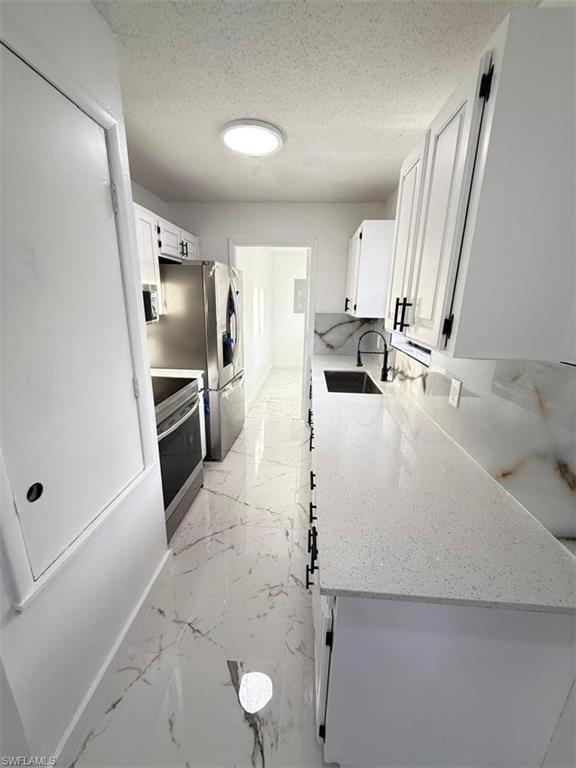 LABELLE - Residential Lease