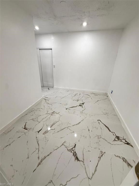 LABELLE - Residential Lease