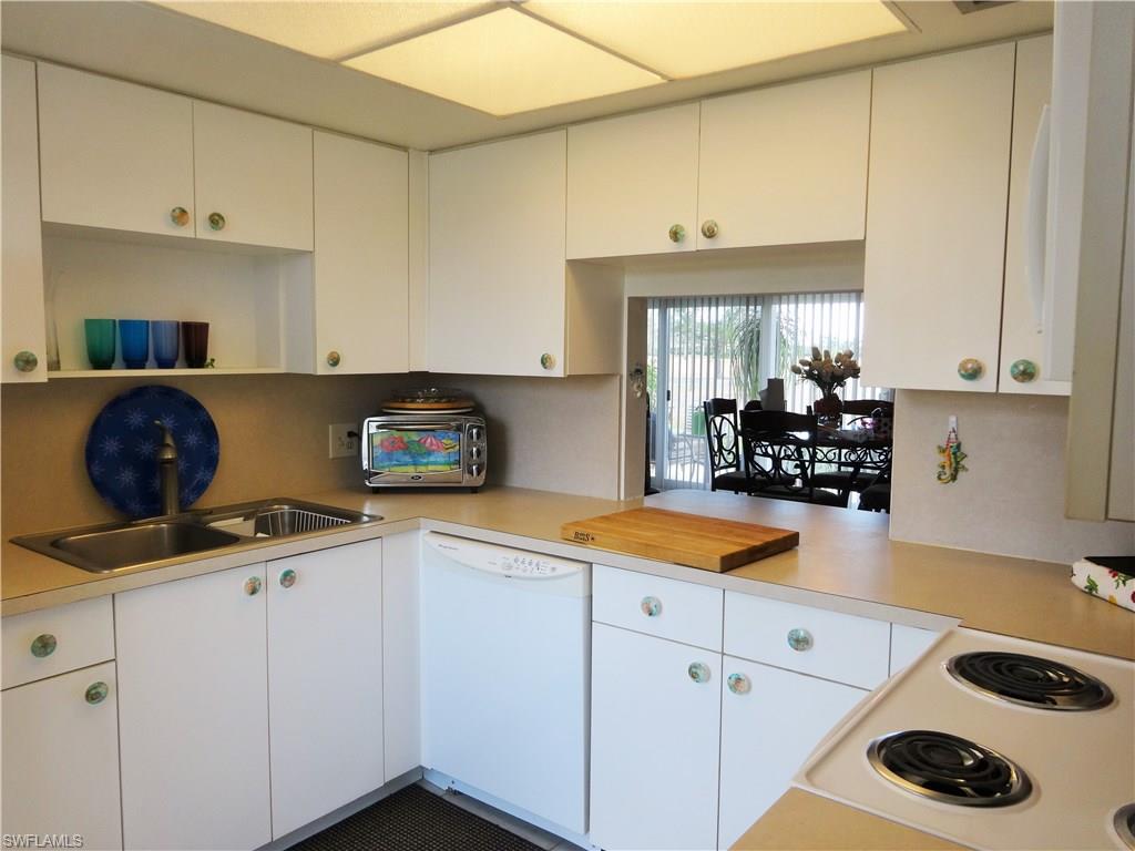 GLADES COUNTRY CLUB - Residential