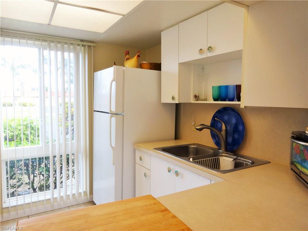 GLADES COUNTRY CLUB - Residential