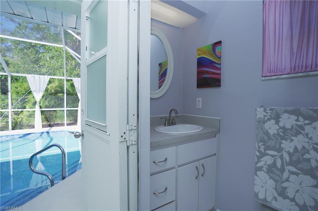 COUNTRY OAKS - Residential