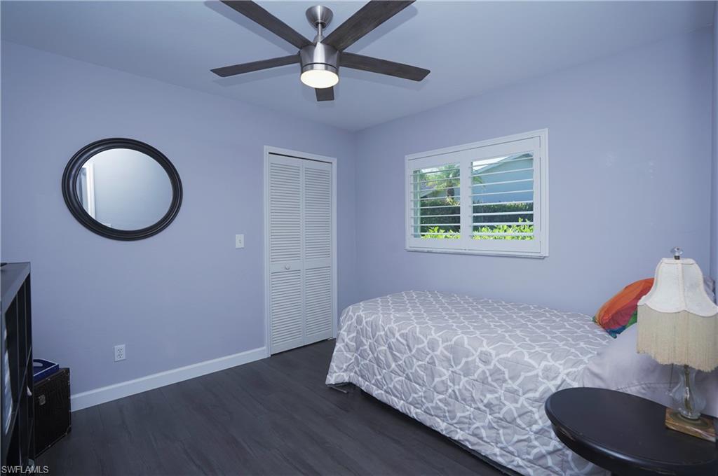 COUNTRY OAKS - Residential