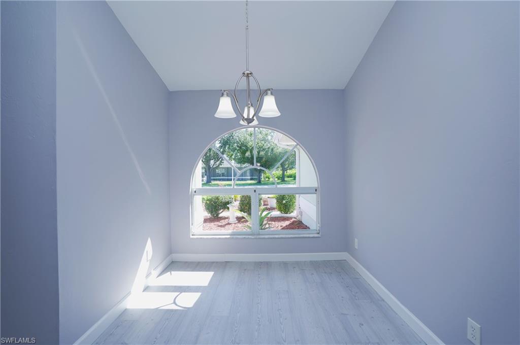 COUNTRY OAKS - Residential