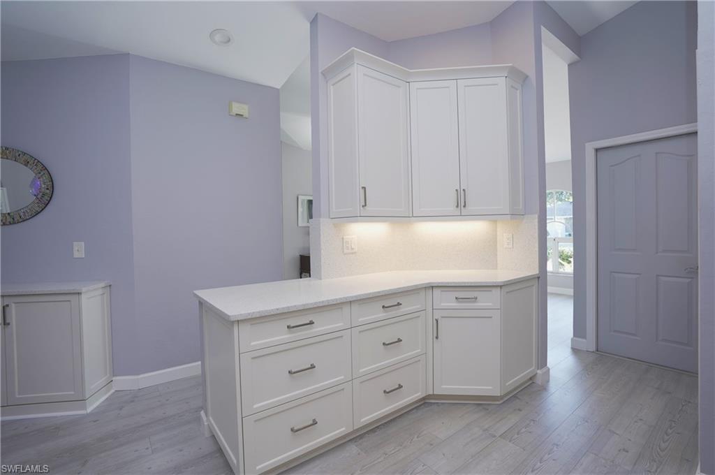 COUNTRY OAKS - Residential