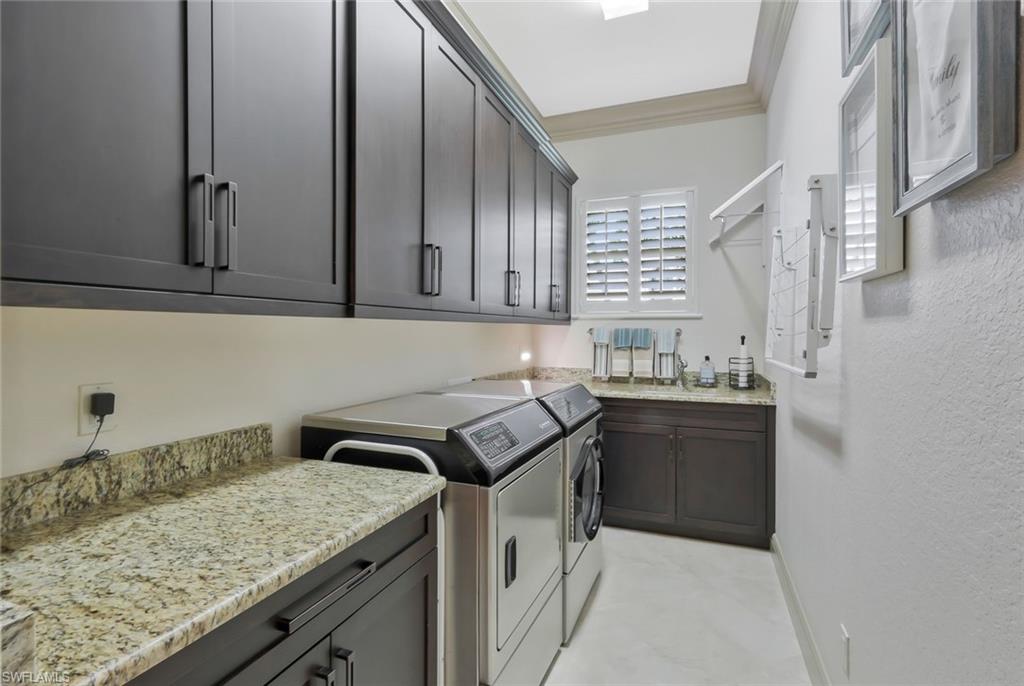 HAMMOCK ISLES - Residential