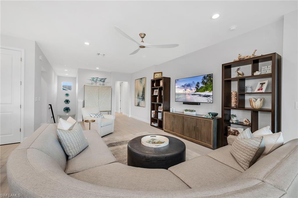 2609 Seychelles CIR 1607