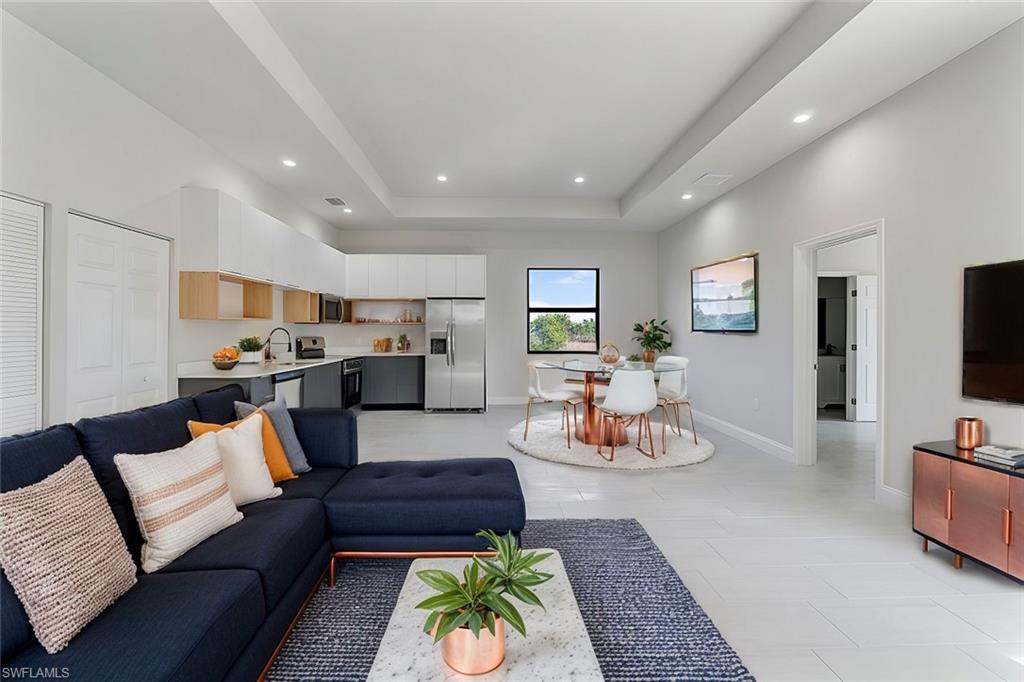 GOLDEN GATE ESTATES - Residential