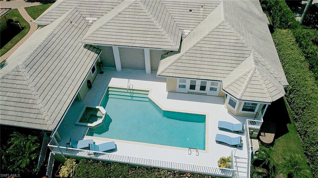 AQUALANE SHORES - Residential