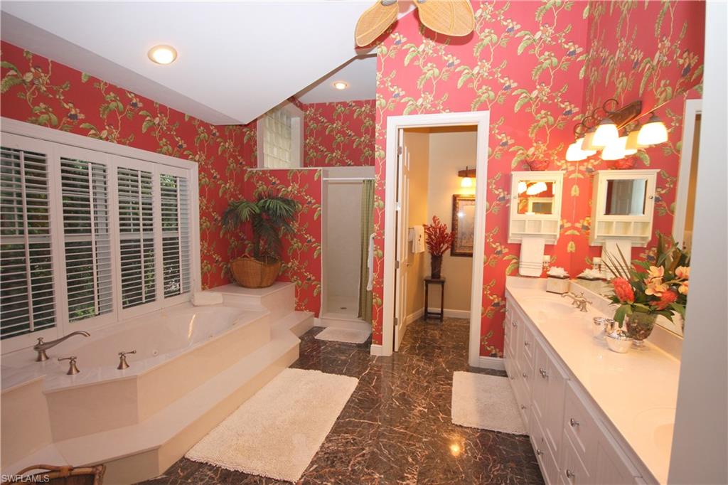 AQUALANE SHORES - Residential