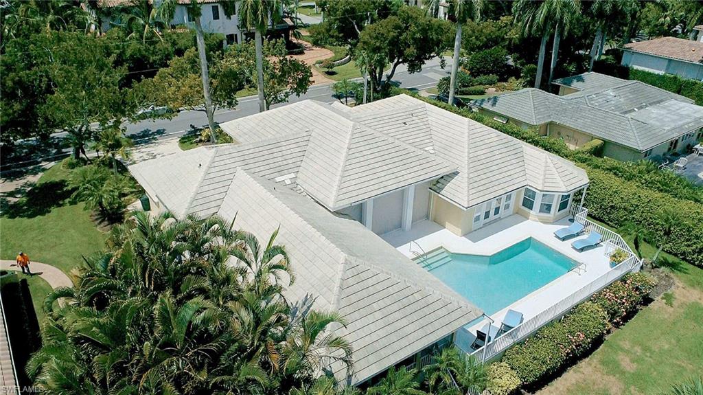 AQUALANE SHORES - Residential