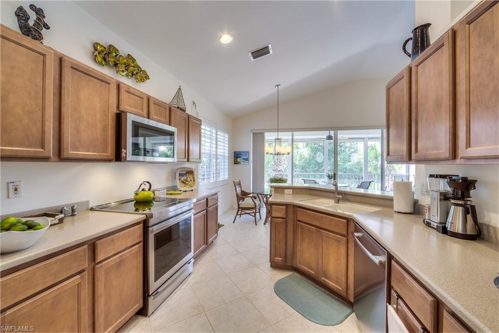 OXFORD POINTE - Residential