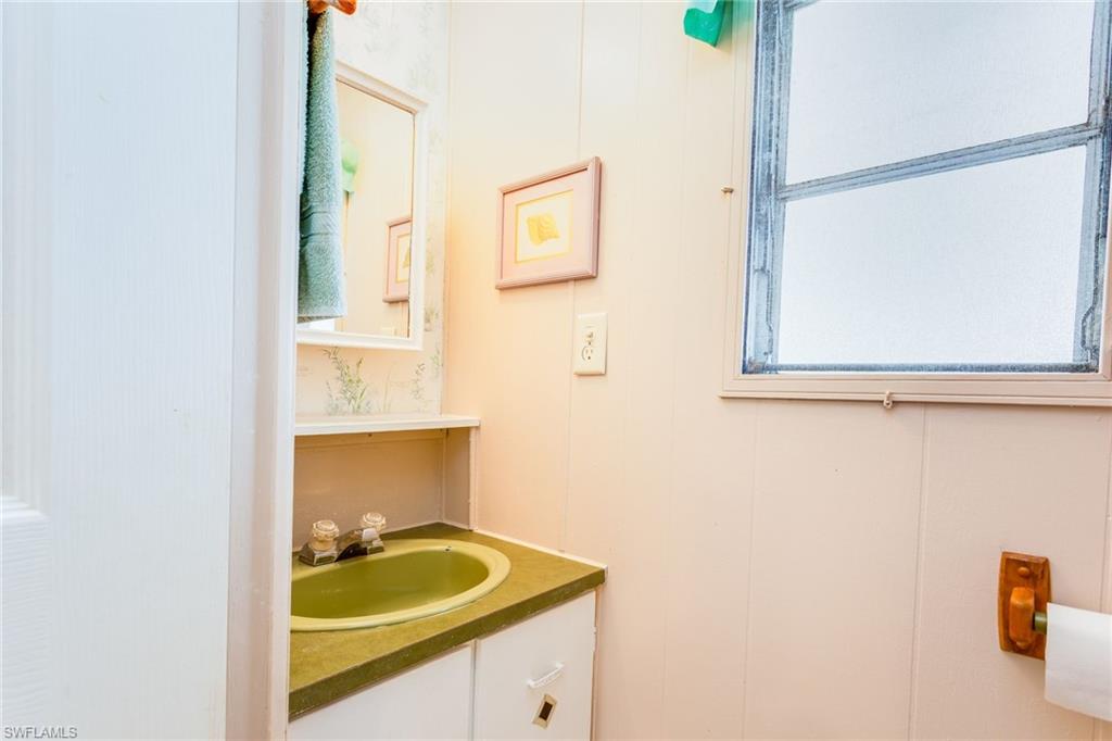 HITCHING POST MOBILE HOME PARK - Residential