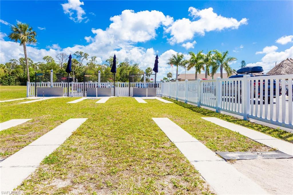 HITCHING POST MOBILE HOME PARK - Residential