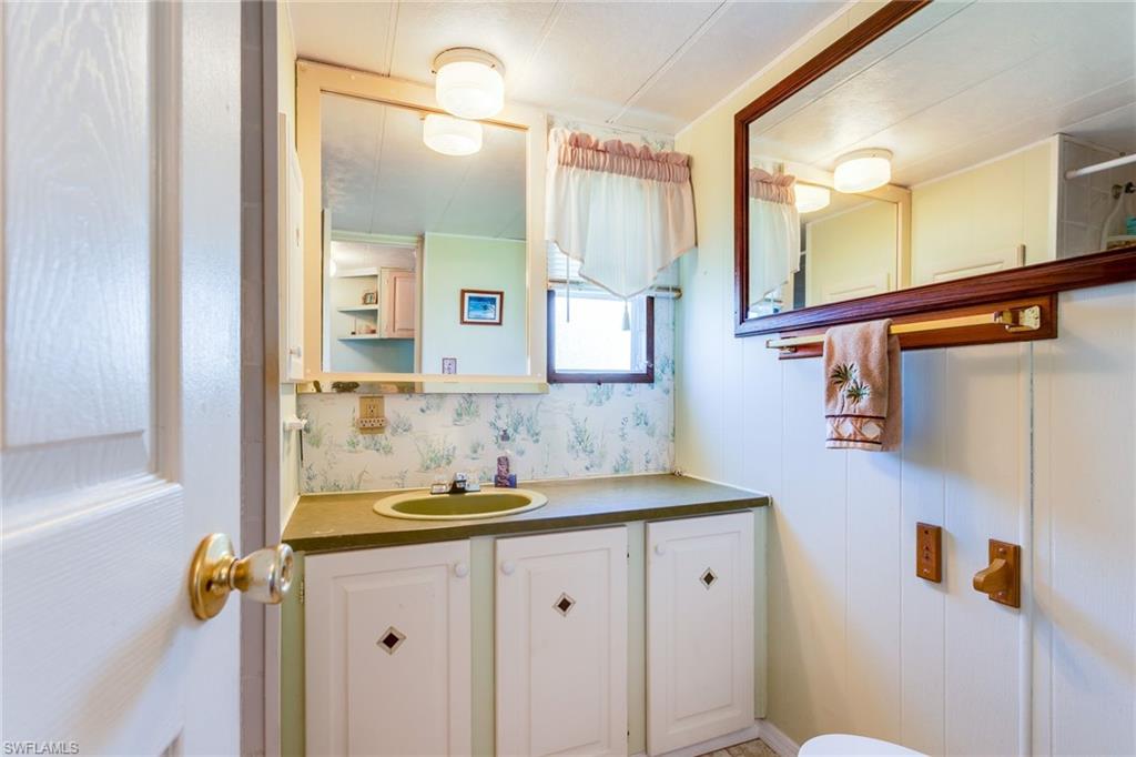 HITCHING POST MOBILE HOME PARK - Residential