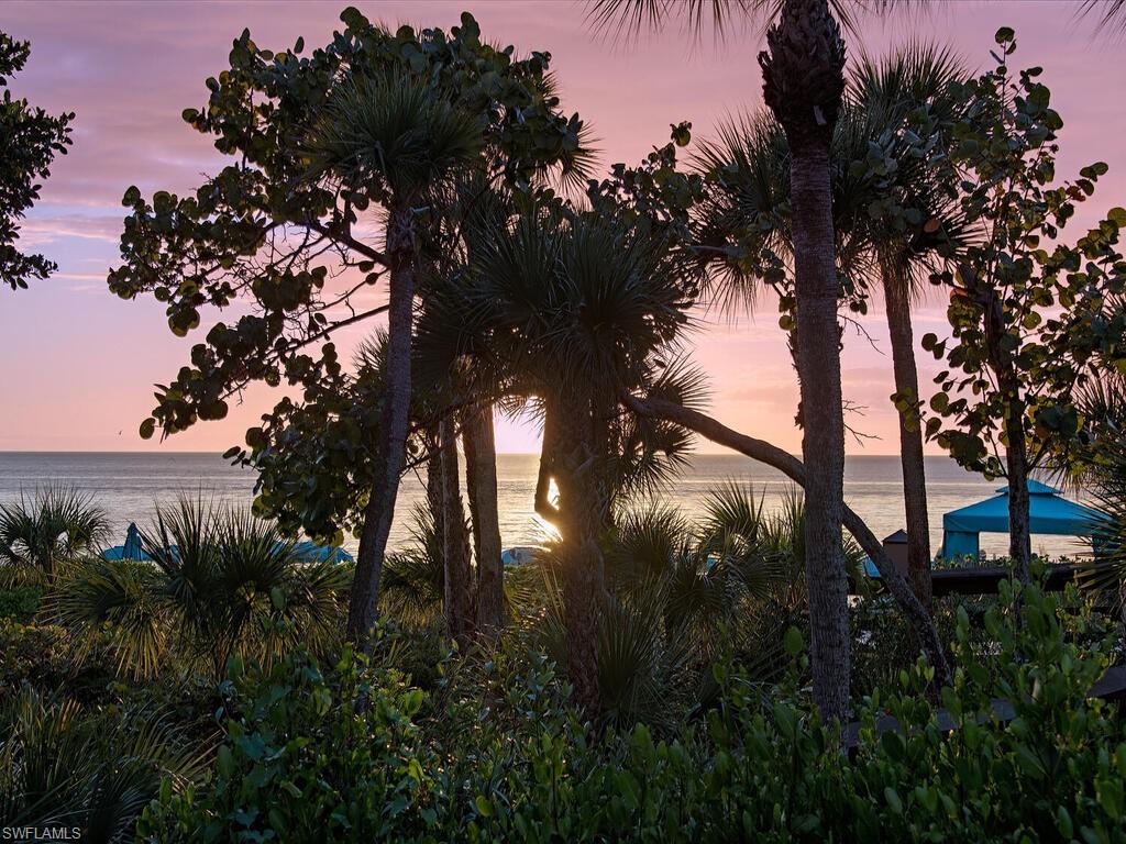 CONTESSA AT BAY COLONY - Residential