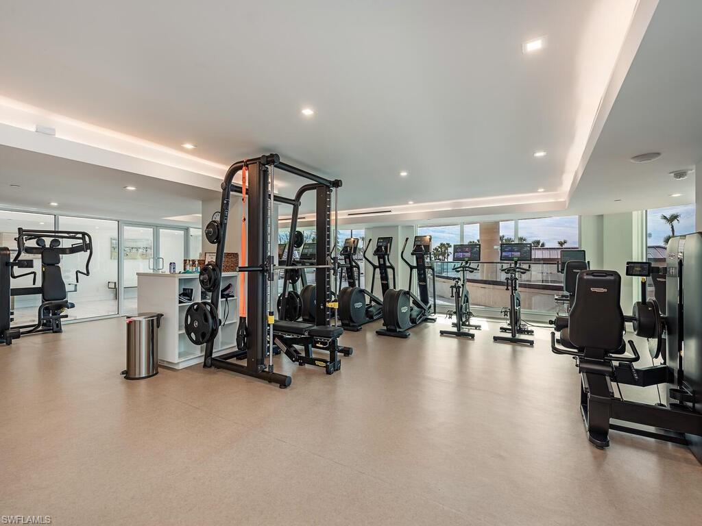 CONTESSA AT BAY COLONY - Residential