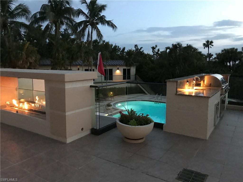 CONTESSA AT BAY COLONY - Residential