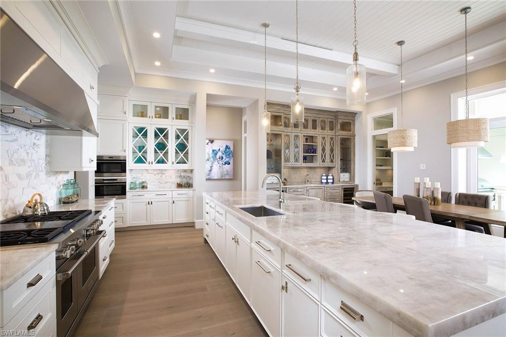 PARK SHORE - Residential