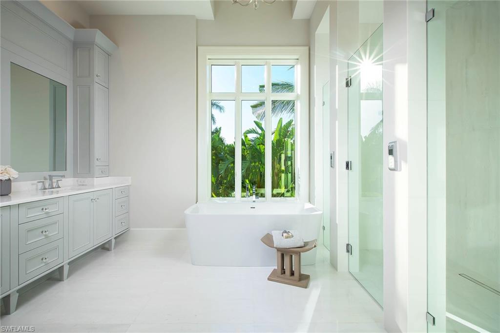 PARK SHORE - Residential