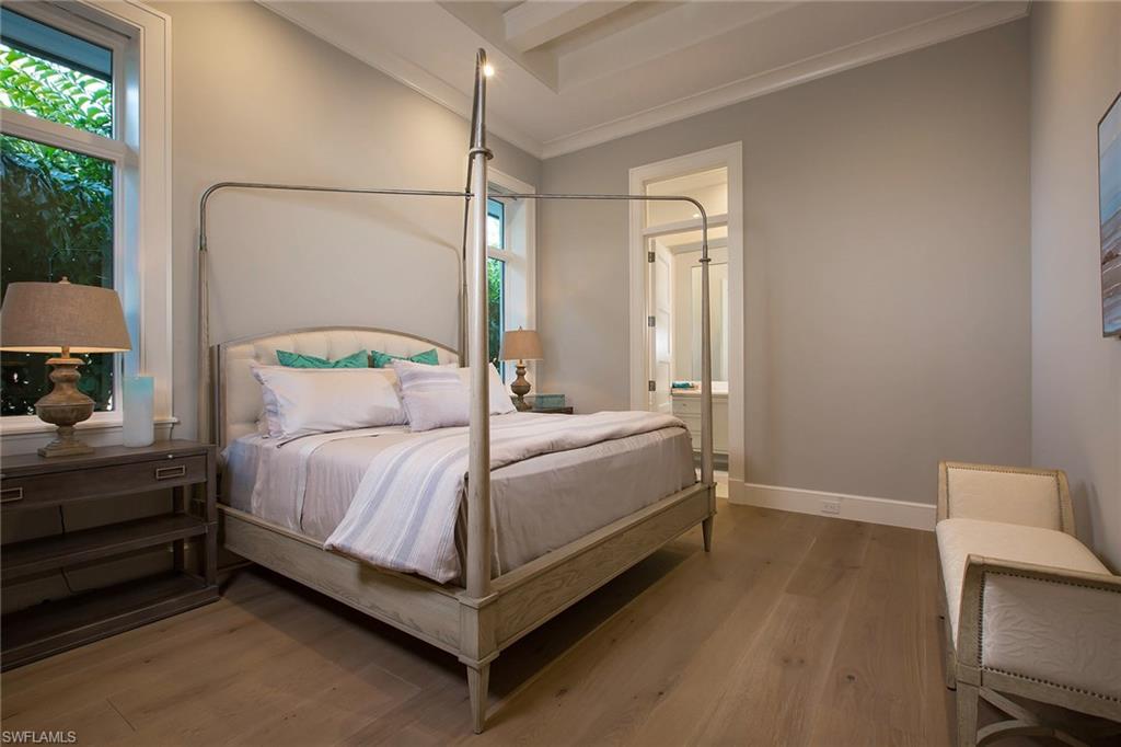 PARK SHORE - Residential