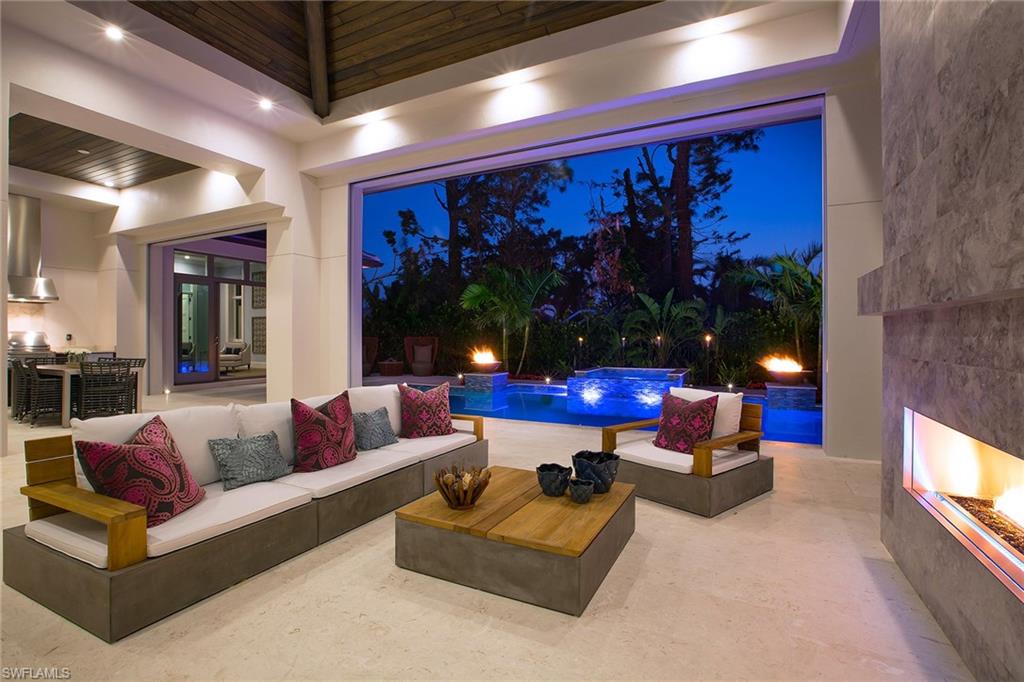 PARK SHORE - Residential